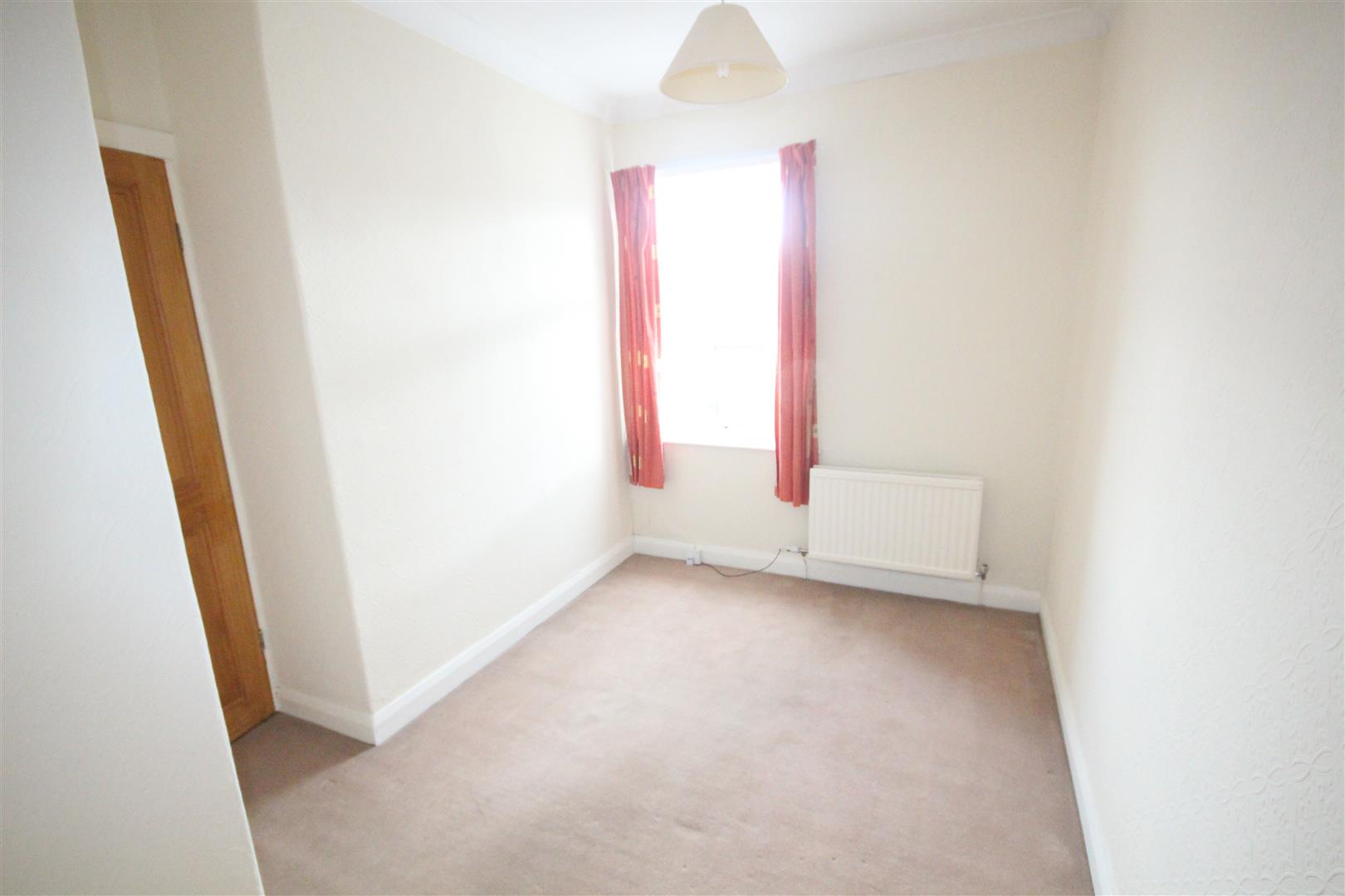 2 bedroom terraced house For Sale in Barnoldswick - IMG_8324.jpg